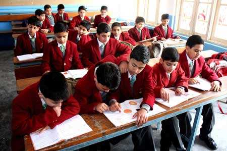 Edu Institutes To Remain Closed, Govt To Take View On Re-Opening After Fortnight