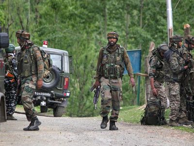 20-days old militant killed in Shopian encounter