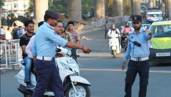 Traffic Police realizes fine in Crores, spends negligible amount on awareness