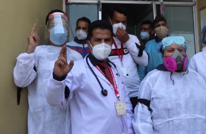 Doctors, health workers stage protest against Baba Ramdev