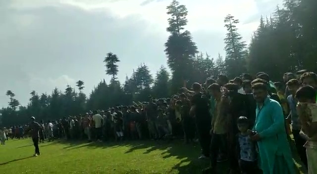 Covid SOPs go for a toss as thousands seen enjoying cricket match in Pulwama