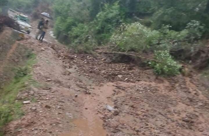 Landslides Blocks Rajouri’s Link With Mughal Road