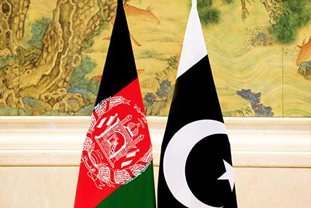 Afghanistan, Pakistan Agree on Free Movement for Cargo Trucks