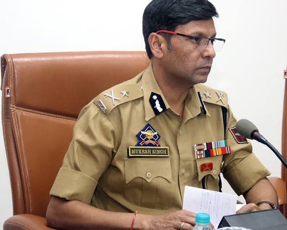 Threads used in dropping 5-kg IED payload at Jammu’s Akhnoor match with those recovered at AFS: ADGP Mukesh Singh Threads used in dropping 5-kg IED payload at Jammu’s Akhnoor match with those recovered at AFS: ADGP Mukesh Singh