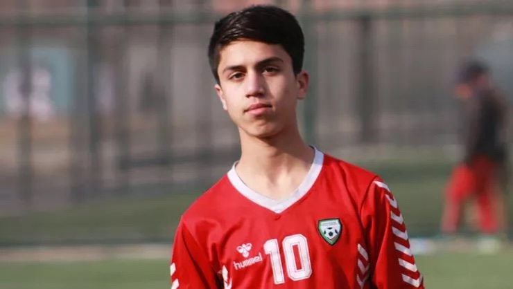 19-year-old Afghan footballer, Zaki Anwari fell to death from US plane: Report
