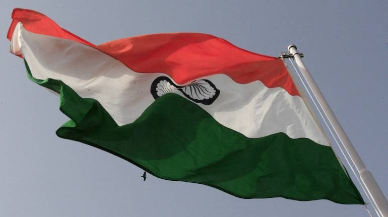 Hoist tricolor on all govt buildings on India’s Independence Day: DC Sgr to CEO