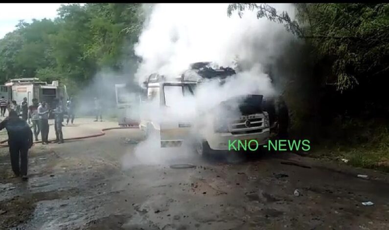 Moving ambulance catches fire near Ajas on Bandipora-Srinagar road Moving ambulance catches fire near Ajas on Bandipora-Srinagar road