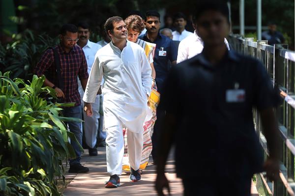 Rahul Gandhi arrives in Srinagar for two day visit