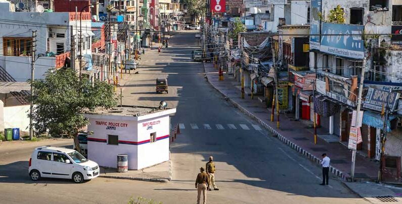 Jammu Bandh call evokes mixed response