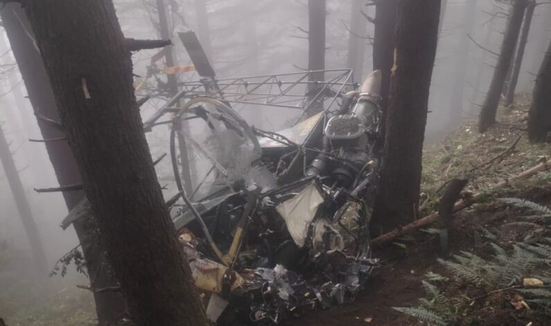 2 Pilots Injured As Army Helicopter Crashes In Udhampur 2 Pilots Injured As Army Helicopter Crashes In Udhampur