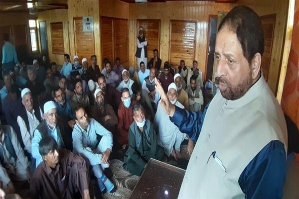 Restoration of constitutional gaurantees only way forward to regain people’s trust: Hakeem Yaseen