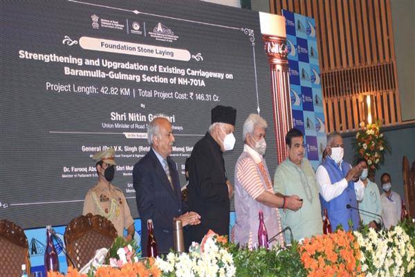 Nitin Gadkari, Lt Governor lay foundation for four National Highway Projects worth Rs 3612 Cr