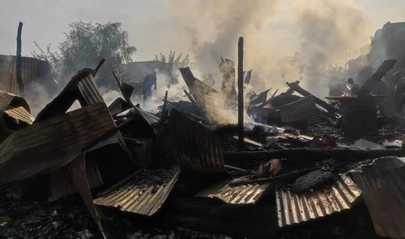 Four furniture shops gutted in massive blaze at Baba Demb Srinagar
