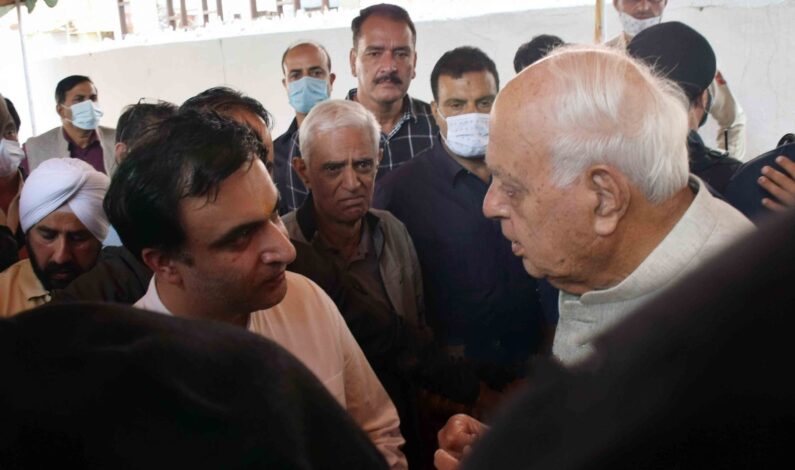 M L Bindroo was upright man, served people of Valley all his life: Farooq Abdullah