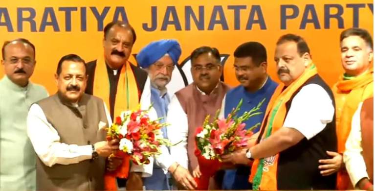 Rana, Slathia join BJP in presence of central ministers Rana, Slathia join BJP in presence of central ministers