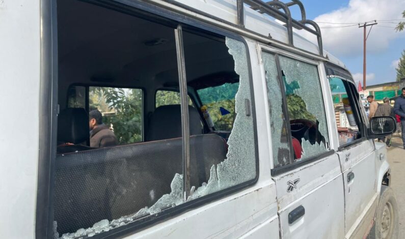 Six including a woman injured in Sumbal explosion Six including a woman injured in Sumbal explosion