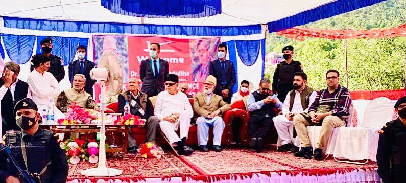 BJP-RSS spreading hatred to win elections, for peace have to be friends with Pakistan: Abdullah