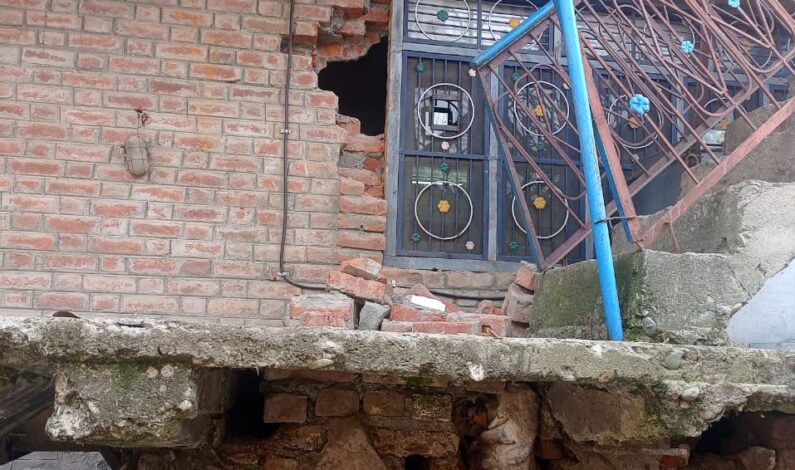 Burglary attempt at JK Bank branch Chittergull in Anantnag Burglary attempt at JK Bank branch Chittergull in Anantnag