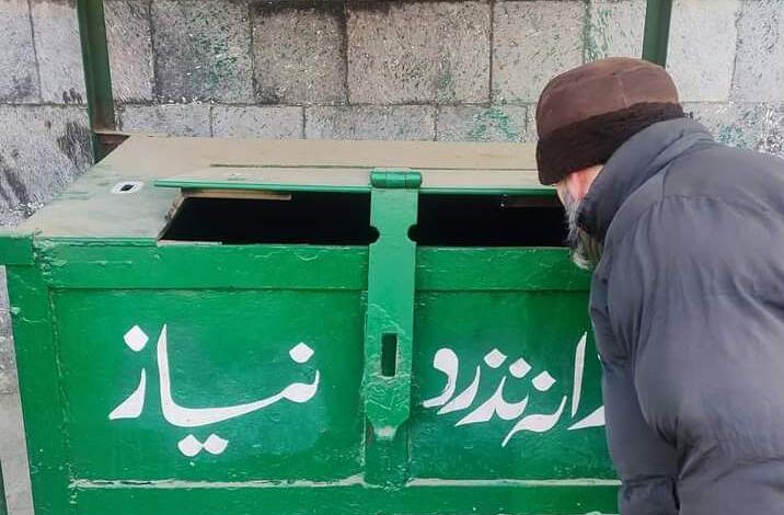 Over 100 Mujavirs, donation boxes removed from major shrines in Kashmir Over 100 Mujavirs, donation boxes removed from major shrines in Kashmir