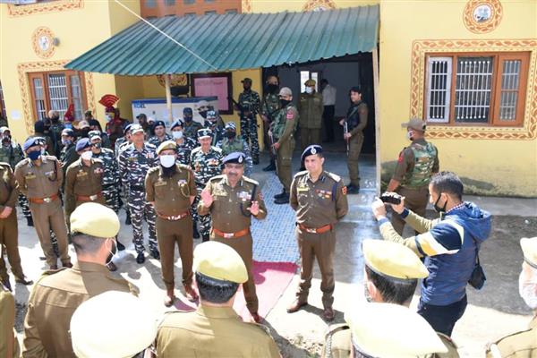 We are moving fast on path of establishing peace: DGP