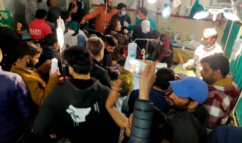 11 persons sustain injuries in Hospital Cylinder Blast at Anantnag 11 persons sustain injuries in Hospital Cylinder Blast at Anantnag