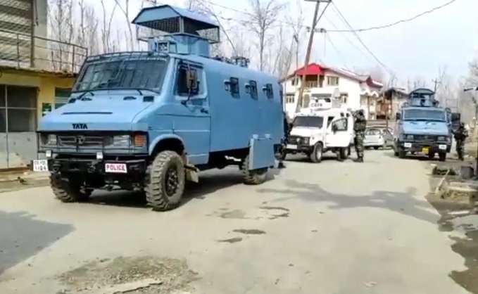 Bank Guard Injured, Militant Snatch His Rifle In Pulwama   