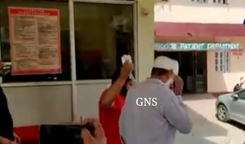 Rajouri: Tehsildar Sunderbani Among four persons injured, police file 2 cases Rajouri: Tehsildar Sunderbani Among four persons injured, police file 2 cases