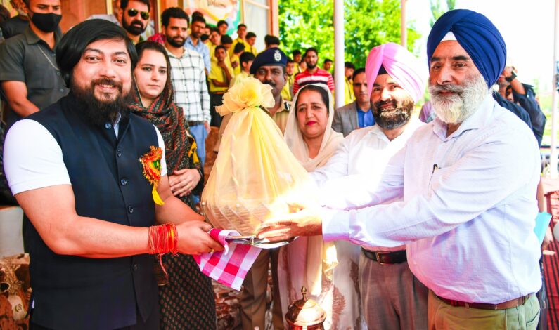 Concrete measures taken to ensure rehabilitation of Kashmiri migrants: Union MoS Home says in Baramulla