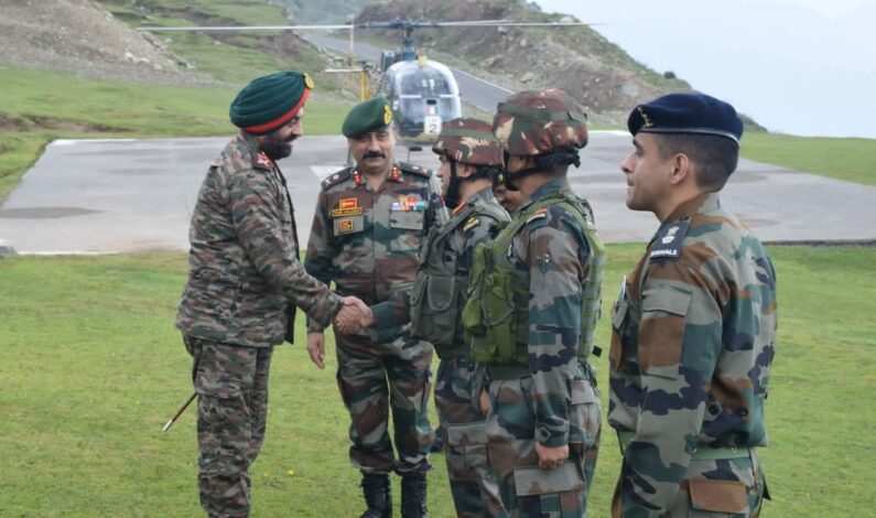 White Knight Corps GOC takes stock of security scenario in Poonch
