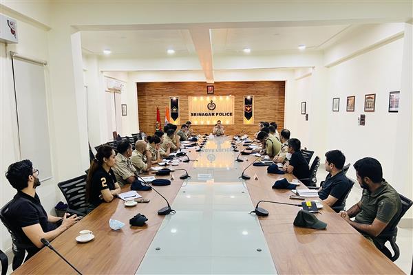 Srinagar police chief holds security meet ahead of Muharram