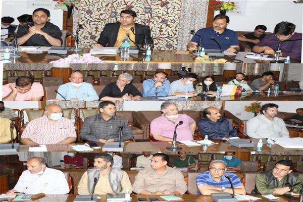 DEO Srinagar holds 2nd round of meeting with representatives of Political Parties