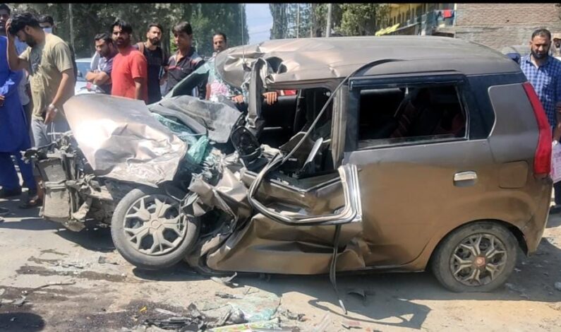 2 People Killed, 3 Others Injured In Truck-Private Vehicle Collision In Pattan