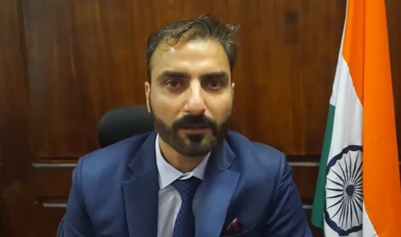 Ensure all pharmacies/ chemists in town areas have CCTV surveillance within a week: DC Anantnag Ensure all pharmacies/ chemists in town areas have CCTV surveillance within a week: DC Anantnag