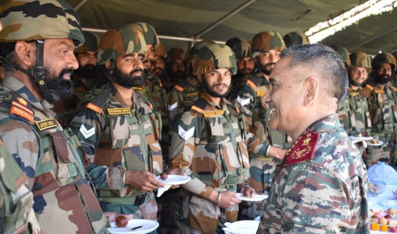 CDS Gen Anil Chauhan visits Rajouri