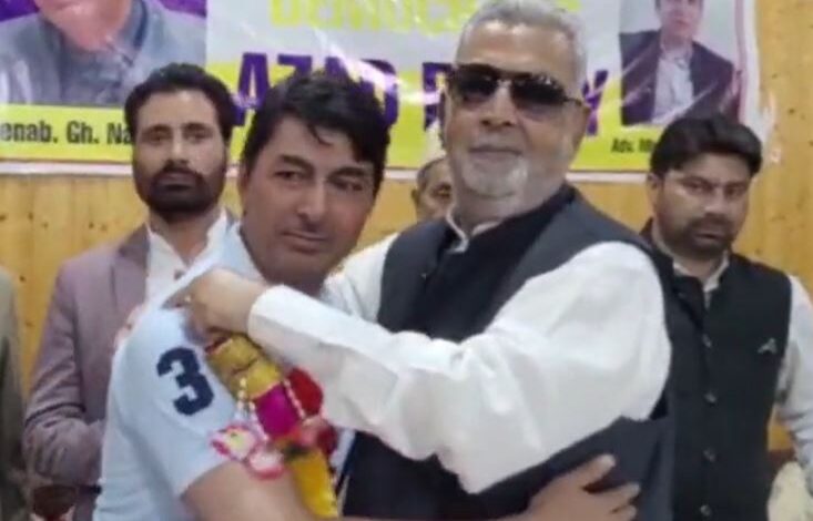 Mir Saifullah’s brother formally joins DAP in Kupwara Mir Saifullah’s brother formally joins DAP in Kupwara