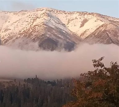 Gulmarg heights receives seasons first snowfall