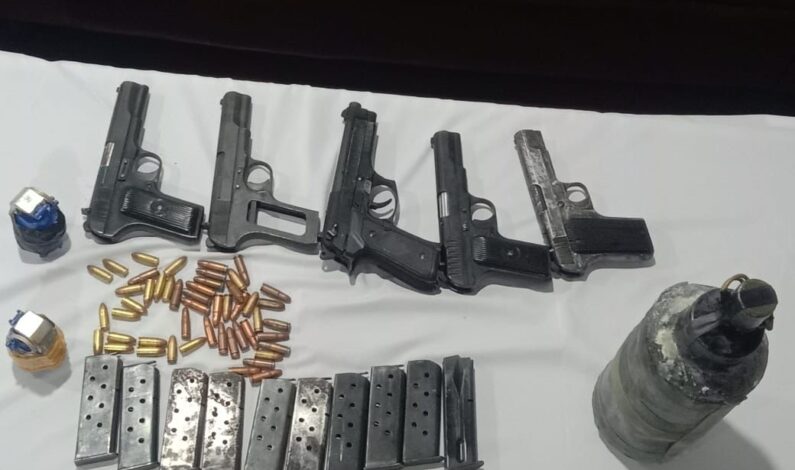 Militant Module Busted In North Kashmir, 6 Accused Arrested With 5 Pistols, 1 IED: Police Militant Module Busted In North Kashmir, 6 Accused Arrested With 5 Pistols, 1 IED: Police