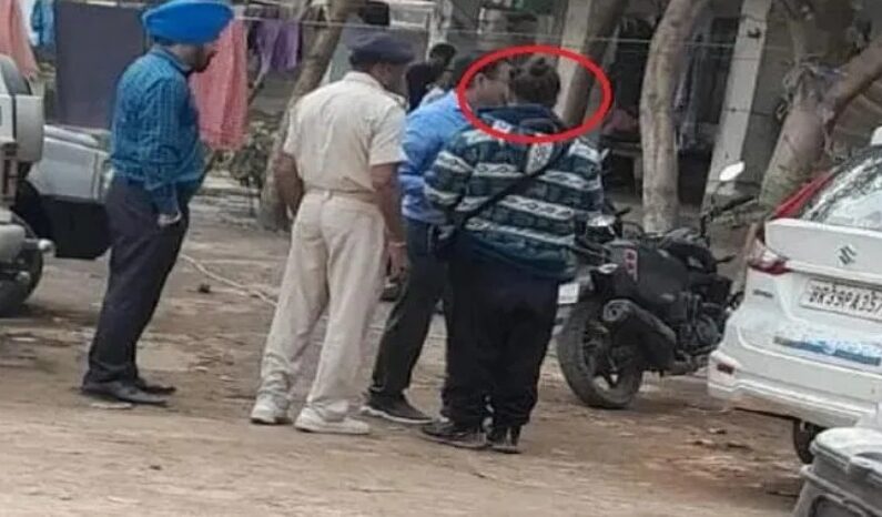 Kashmiri youth arrested by police in Bihar Kashmiri youth arrested by police in Bihar