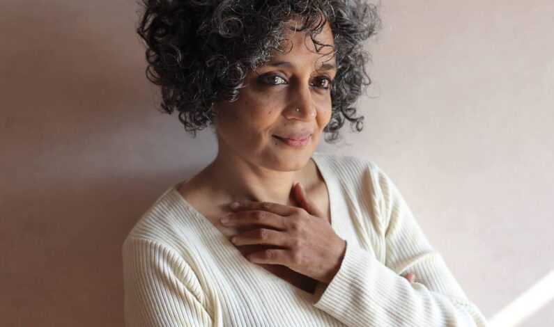 Arundhati Roy, Kashmir Law Professor to Be Prosecuted for Kashmir speech
